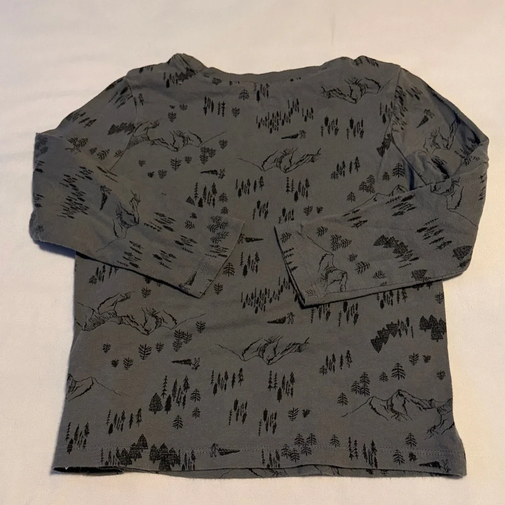 Old Navy Gray Long Sleeve Shirt